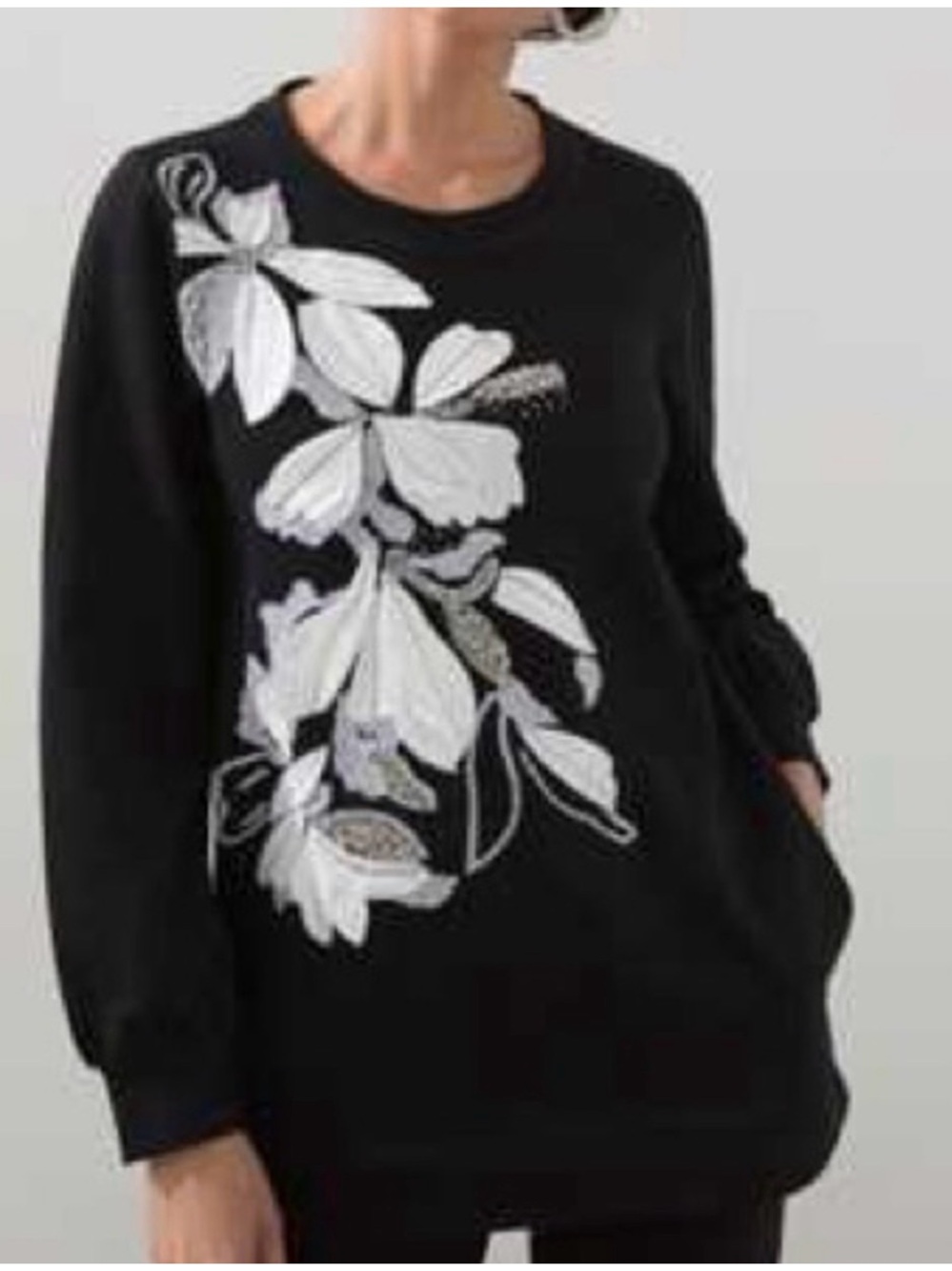 NWT XXL Chico’s Zenergy® French Terry Applique Tunic Top (4) Light Sweatshirt